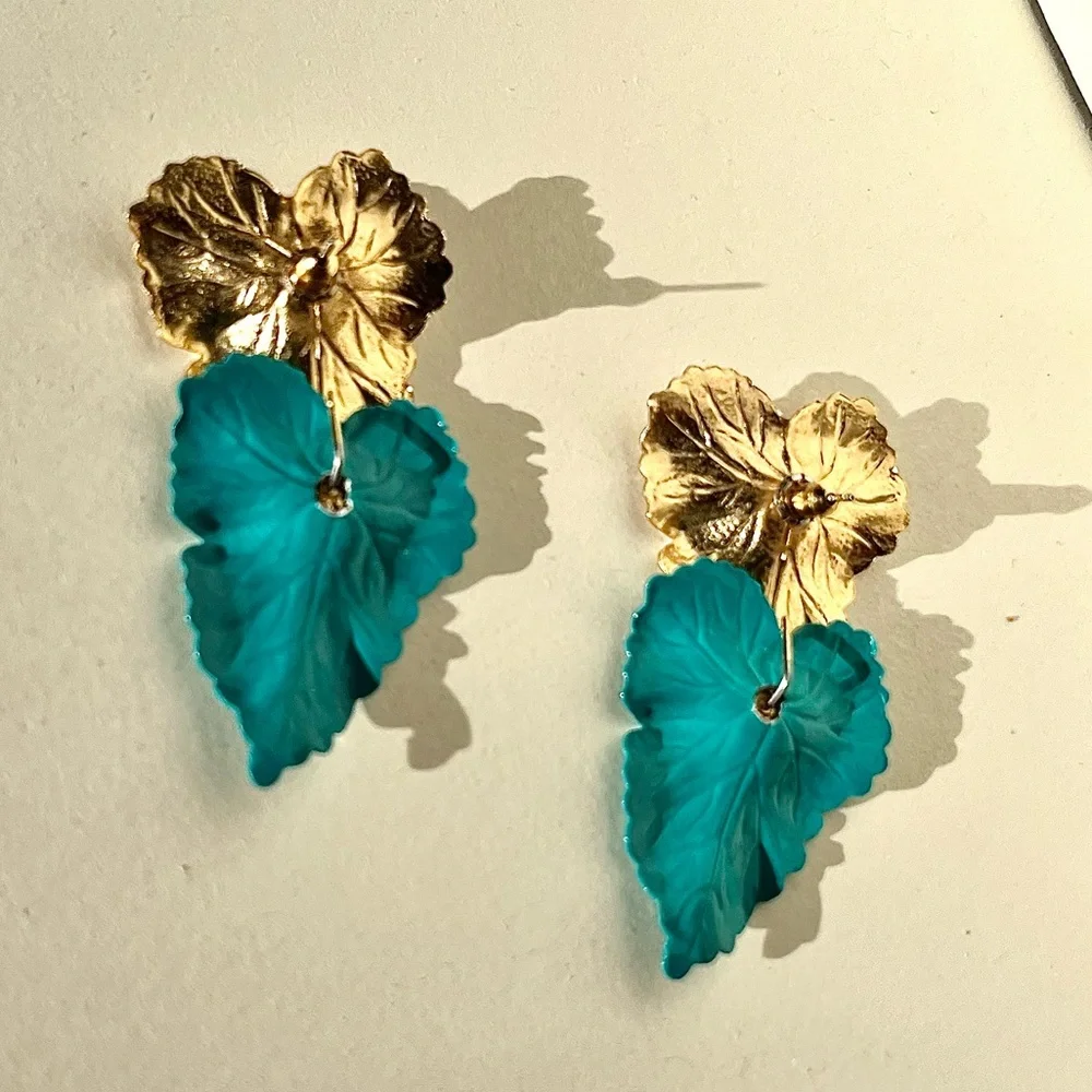 Gold & Teal Vintage Leaf Stud Earrings - Picture 3 of 4
